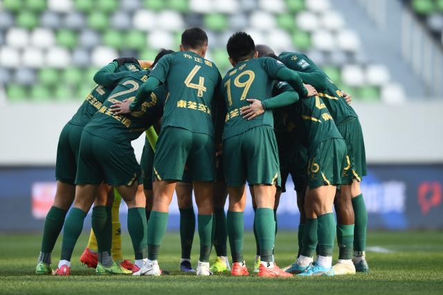 半岛体育-浙江队时隔5年重返中超 三失冲超良机后终圆梦